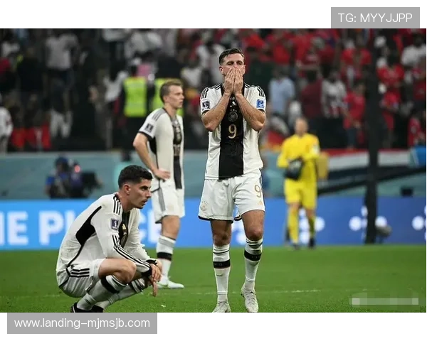 韩国队以2比0战胜德国，成为本届世界杯的最大黑马，赢得全球关注