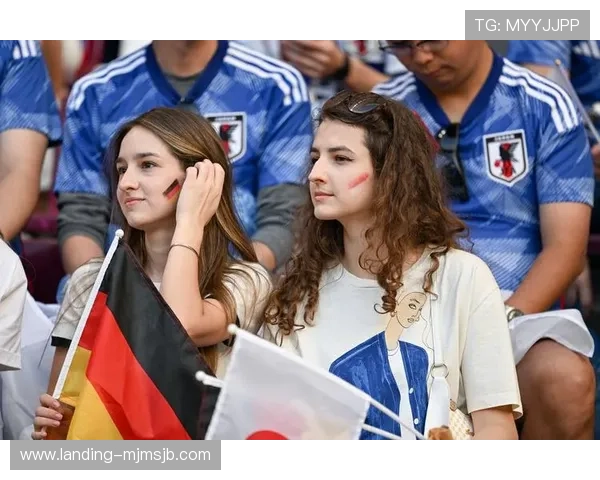 世界杯美女系列：欣赏各国美女球迷的热情风采与她们背后的动人故事